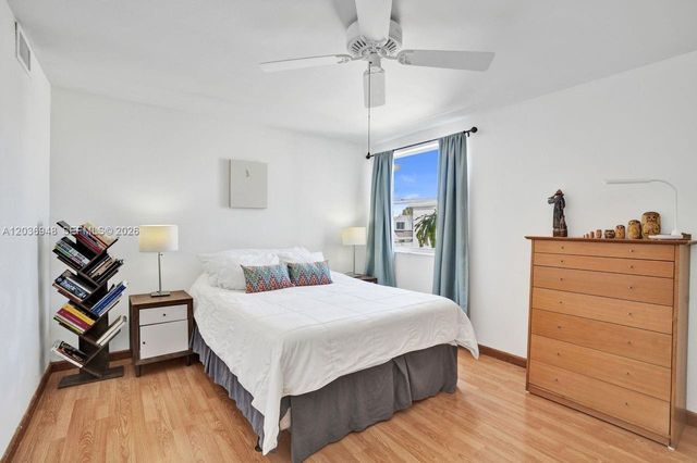 4555 SW 68th Ct Cir 111, Miami, FL 33155