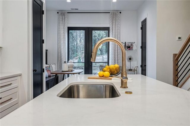 2323 Mason Drive D21, Atlanta, GA 30316