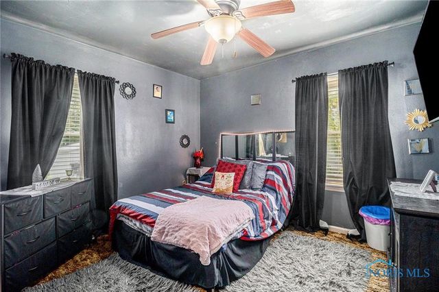 710 N Byrne Road, Toledo, OH 43607