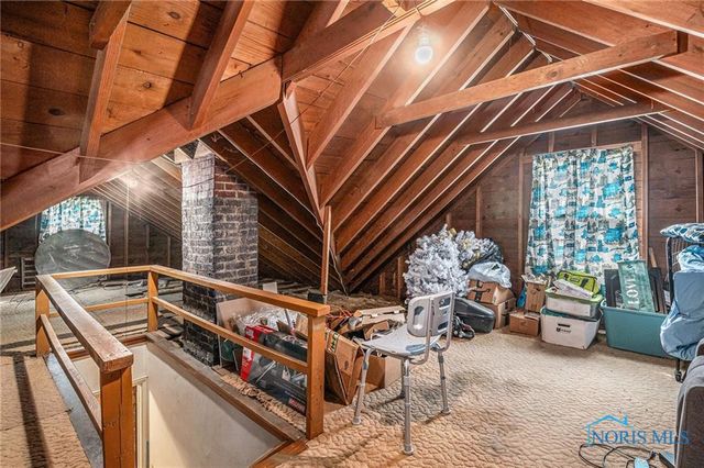 710 N Byrne Road, Toledo, OH 43607