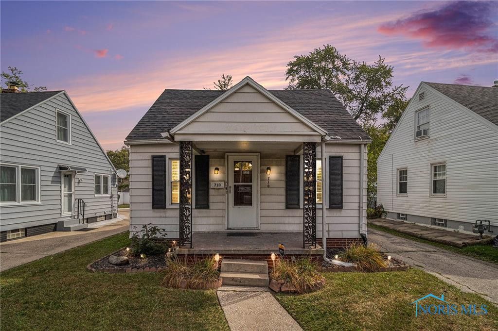 710 N Byrne Road, Toledo, OH 43607