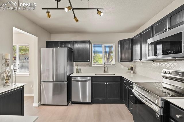 921 Holmes Drive, Colorado Springs, CO 80909