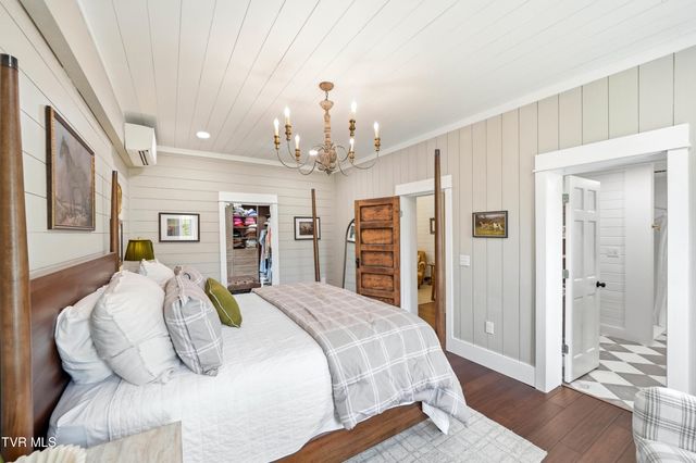 565 Gap Creek Road, Elizabethton, TN 37643