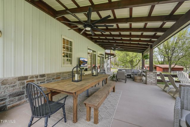 565 Gap Creek Road, Elizabethton, TN 37643