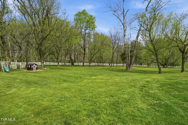 565 Gap Creek Road, Elizabethton, TN 37643