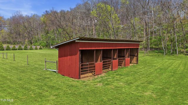 565 Gap Creek Road, Elizabethton, TN 37643