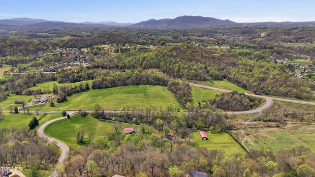 565 Gap Creek Road, Elizabethton, TN 37643