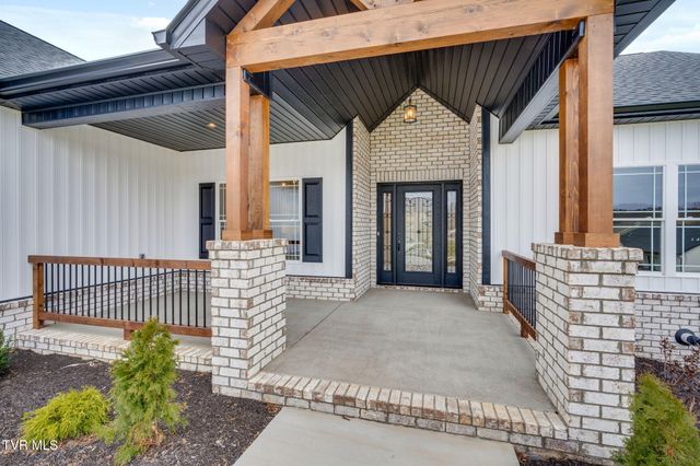 920 Daybreak Crest, Jonesborough, TN 37659