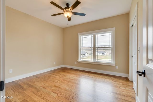 920 Daybreak Crest, Jonesborough, TN 37659