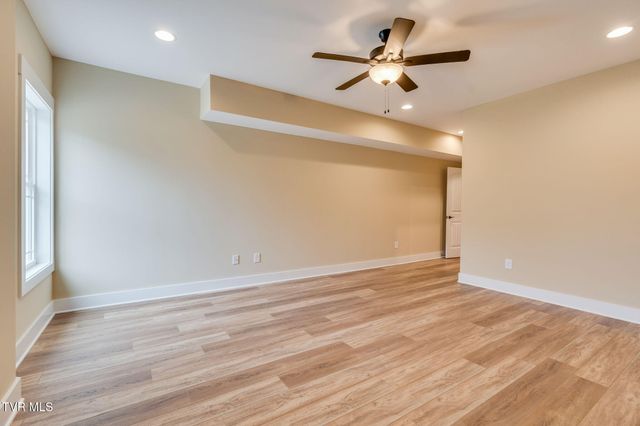 920 Daybreak Crest, Jonesborough, TN 37659