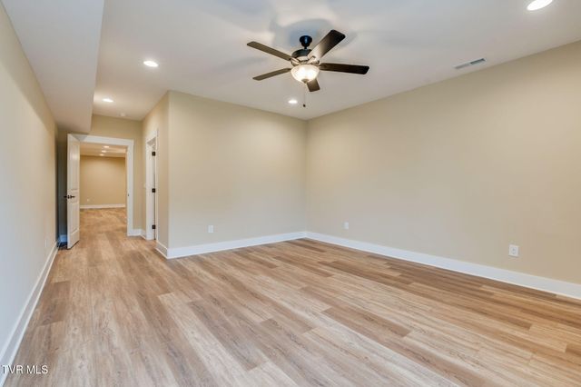 920 Daybreak Crest, Jonesborough, TN 37659