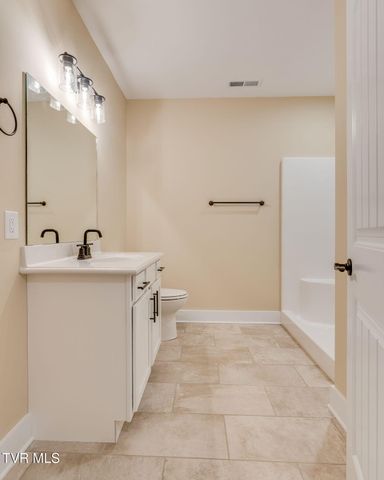 920 Daybreak Crest, Jonesborough, TN 37659