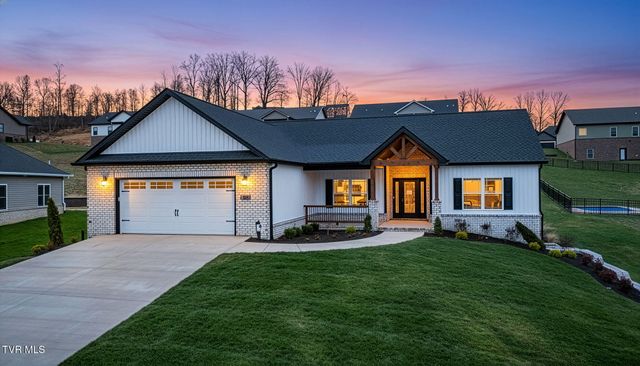 920 Daybreak Crest, Jonesborough, TN 37659