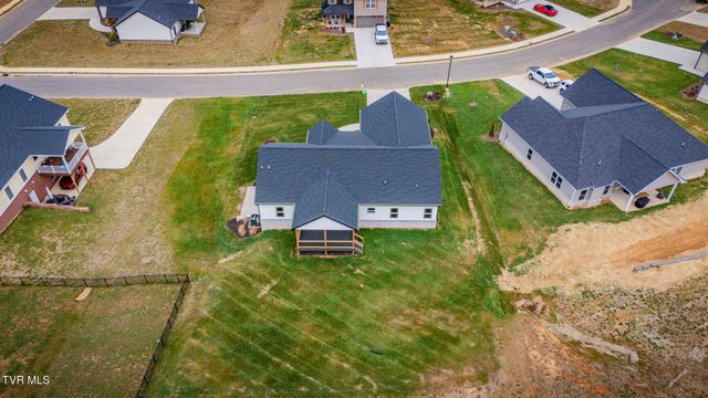 920 Daybreak Crest, Jonesborough, TN 37659