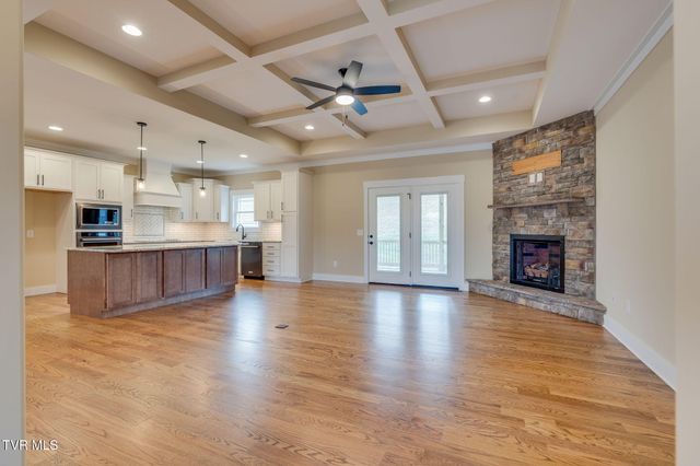 920 Daybreak Crest, Jonesborough, TN 37659