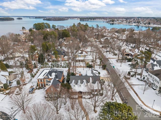 18603 Town Harbour Road, Cornelius, NC 28031