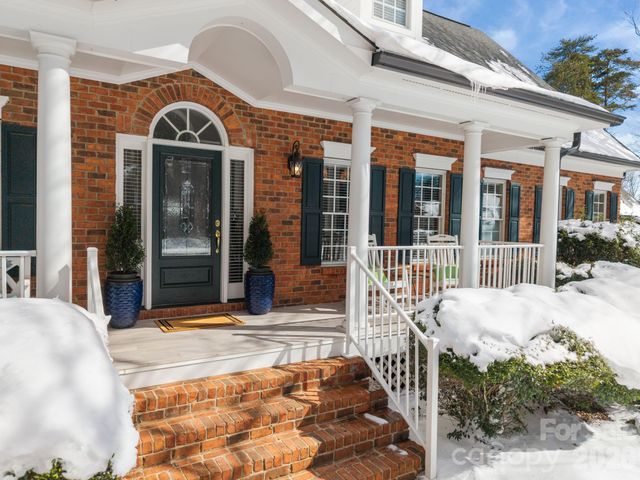 18603 Town Harbour Road, Cornelius, NC 28031