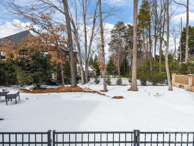 18603 Town Harbour Road, Cornelius, NC 28031