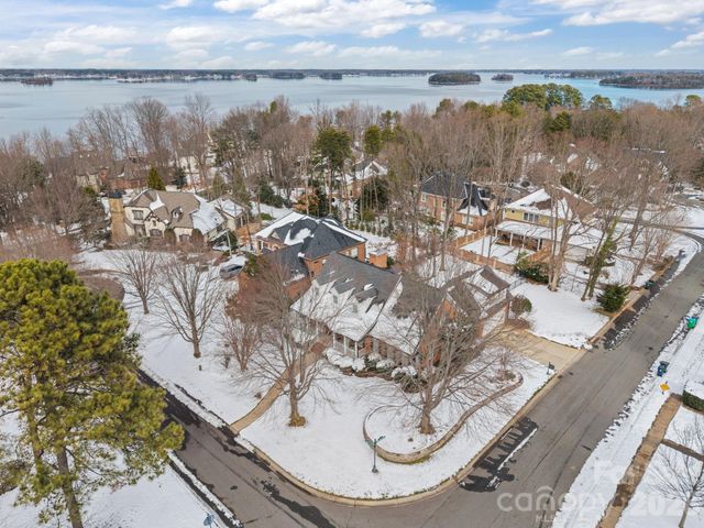 18603 Town Harbour Road, Cornelius, NC 28031