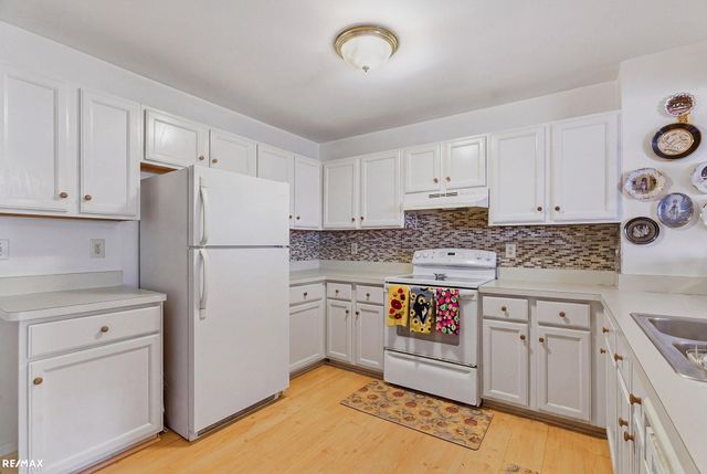 1288 Jay Street, Waterford, MI 48327