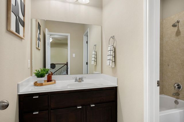 6916 Barstow CT, Austin, TX 78749