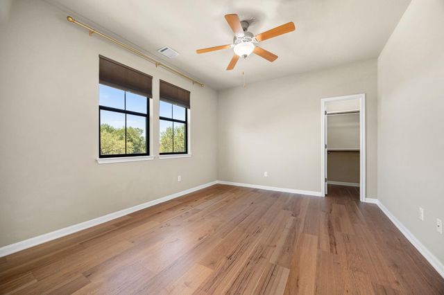 6916 Barstow CT, Austin, TX 78749
