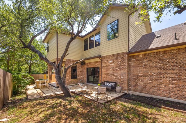 6916 Barstow CT, Austin, TX 78749