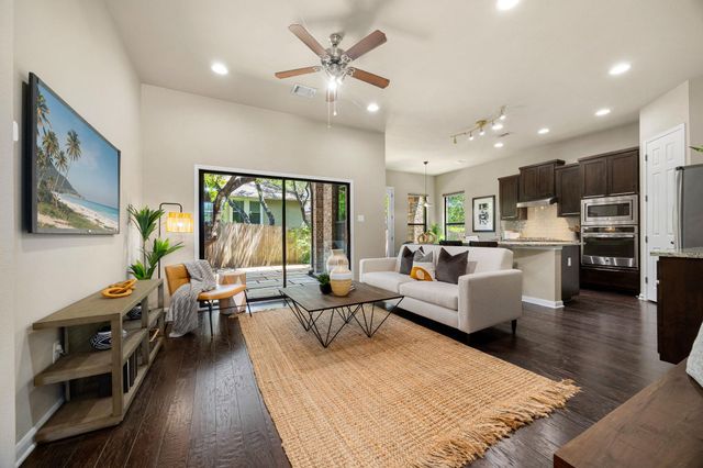 6916 Barstow CT, Austin, TX 78749