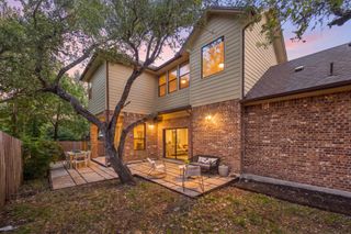 6916 Barstow CT, Austin, TX 78749