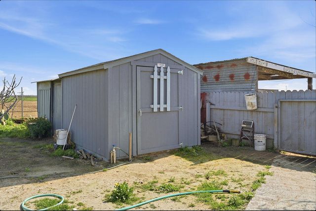 5520 Rd 42, Alpaugh, CA 93201