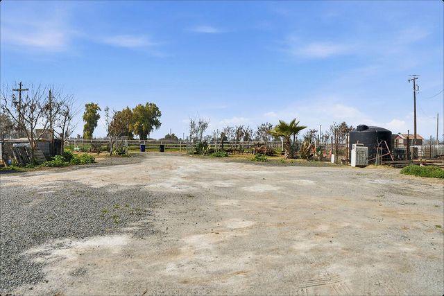 5520 Rd 42, Alpaugh, CA 93201