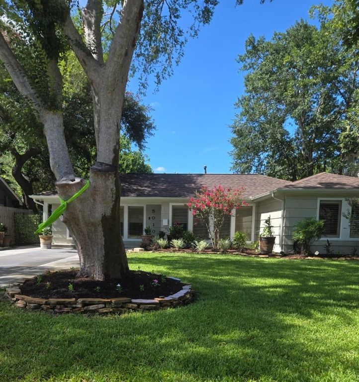 5010 Mayfair Street, Bellaire, TX 77401