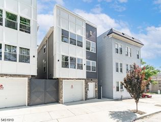 183 Sylvan Ave, Newark City, NJ 07104