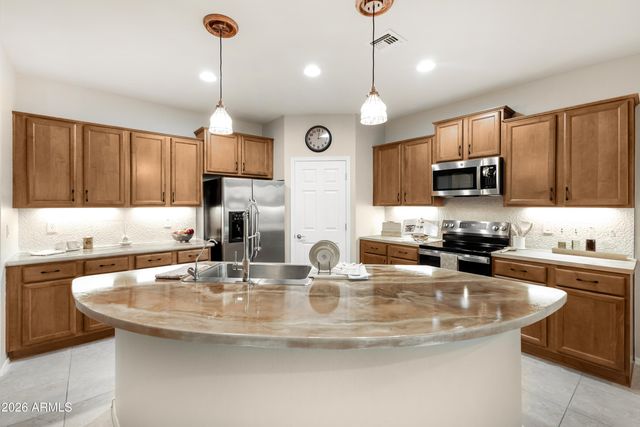 3877 N SMITHSONIAN Drive, Florence, AZ 85132
