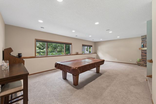 607 100th Court NE, Blaine, MN 55434
