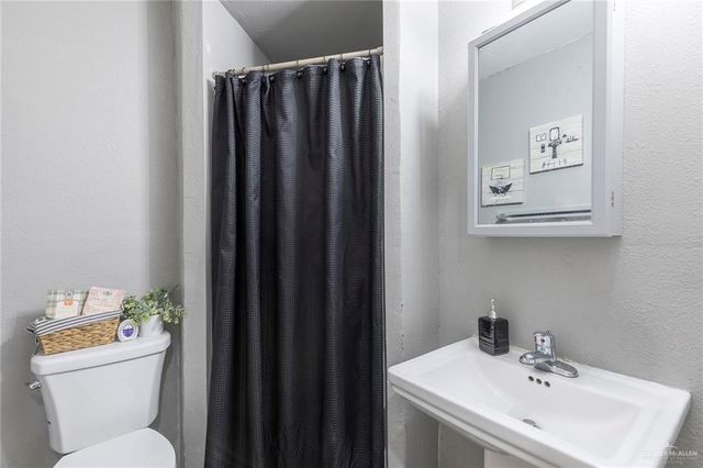 306 Huerta Street, Weslaco, TX 78596