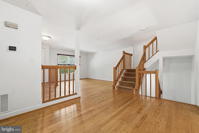 1609 OAK SPRING WAY, Reston, VA 20190