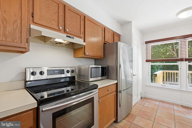 1609 OAK SPRING WAY, Reston, VA 20190