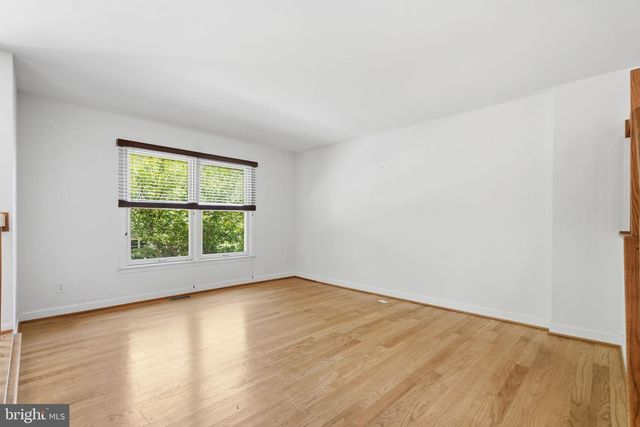 1609 OAK SPRING WAY, Reston, VA 20190