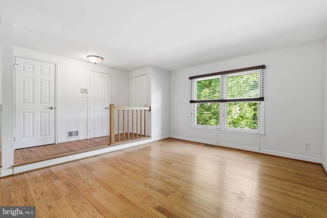 1609 OAK SPRING WAY, Reston, VA 20190