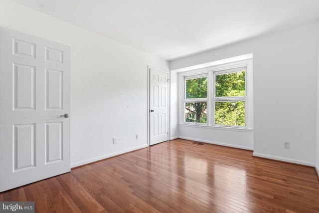 1609 OAK SPRING WAY, Reston, VA 20190