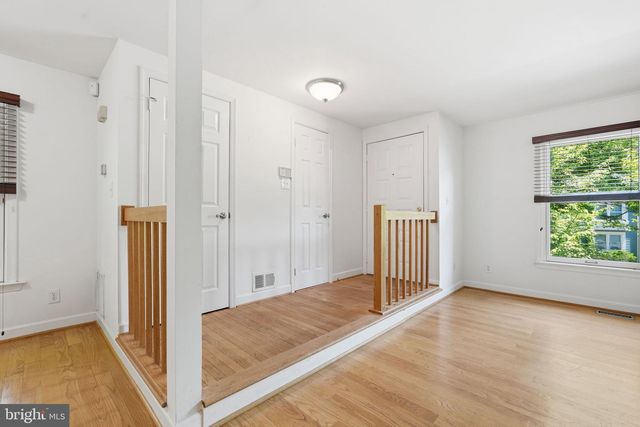 1609 OAK SPRING WAY, Reston, VA 20190