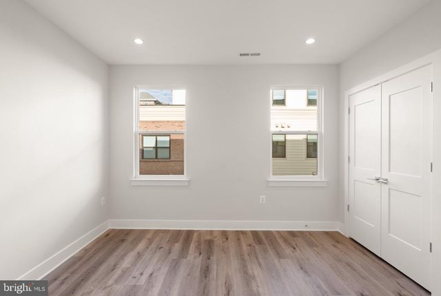 166 N LEE ST, Falls Church, VA 22046