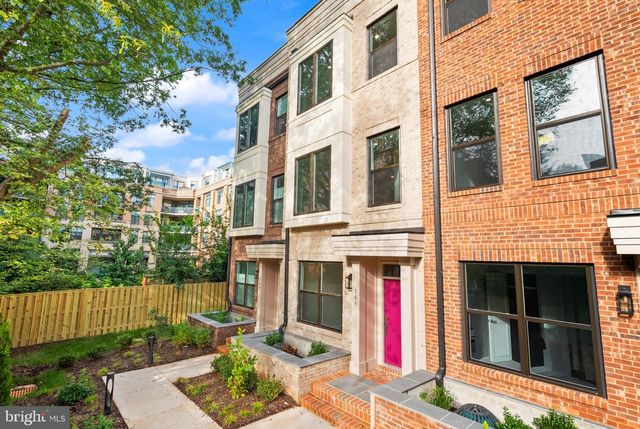 166 N LEE ST, Falls Church, VA 22046