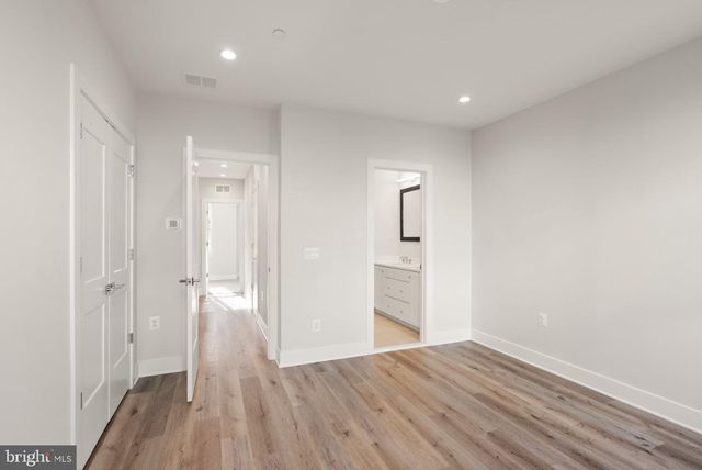 166 N LEE ST, Falls Church, VA 22046