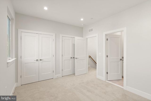 166 N LEE ST, Falls Church, VA 22046