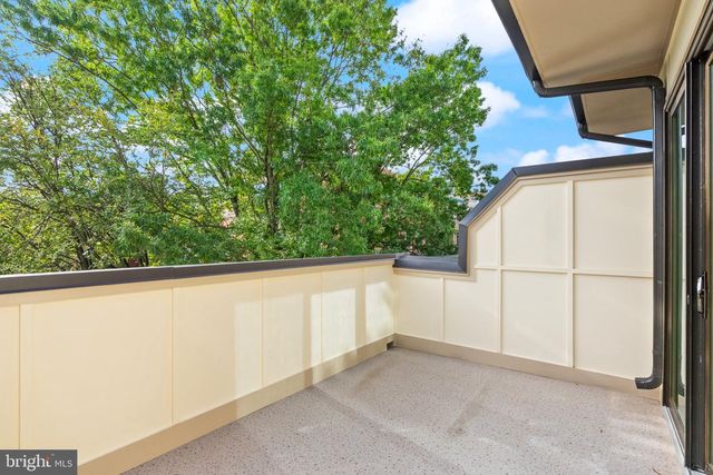 166 N LEE ST, Falls Church, VA 22046