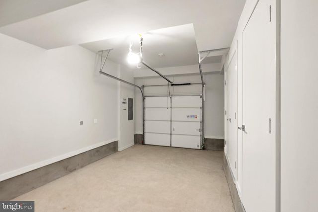 166 N LEE ST, Falls Church, VA 22046