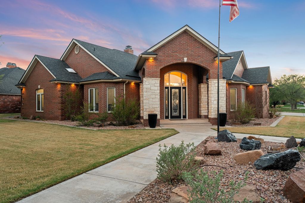 7502 Norfolk Avenue, Lubbock, TX 79423