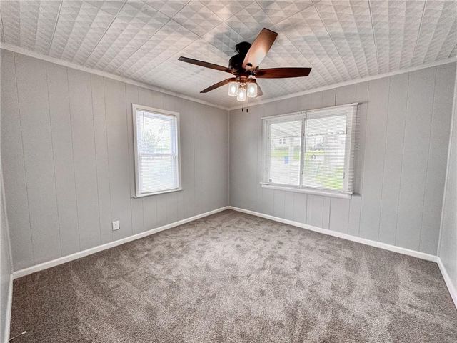 2310 S Hall Road, Independence, MO 64052